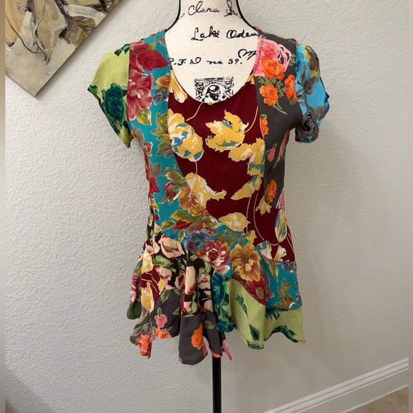 ivy jane Tops - Ivy Jane Multicolor Floral Blouse